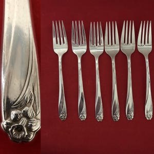 Set of 6 1847 Rogers Bros IS DAFFODIL Silverplate Salad Forks Vintage 1950s