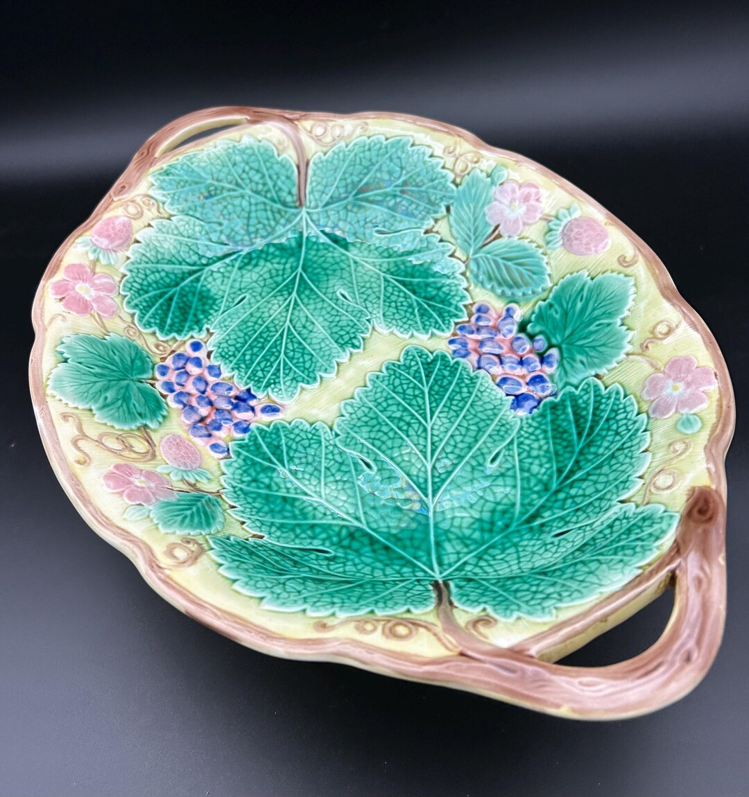 Very Rare Vintage Wedgwood Majolica Strawberry & Vine Elongated Platter ...