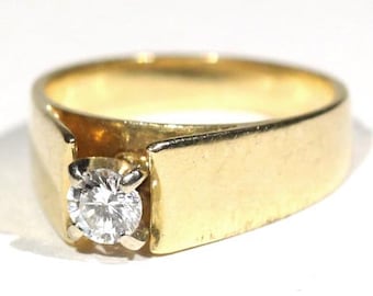 Vintage Large Round Diamond 14k Yellow Gold Wedding Engagement Ring .5 ct center stone