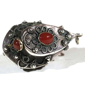 Vintage Etruscan Red Carnelian Egyptian Revival Style Silver Holloware Large Puffy Filigree Applique Pendant - India Silver Filigree