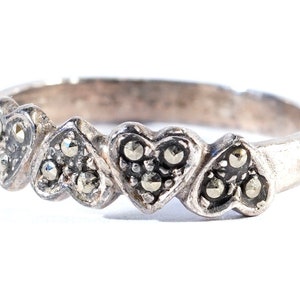 Vintage Sterling Silver Up And Down Marcasite Heart Band Ring