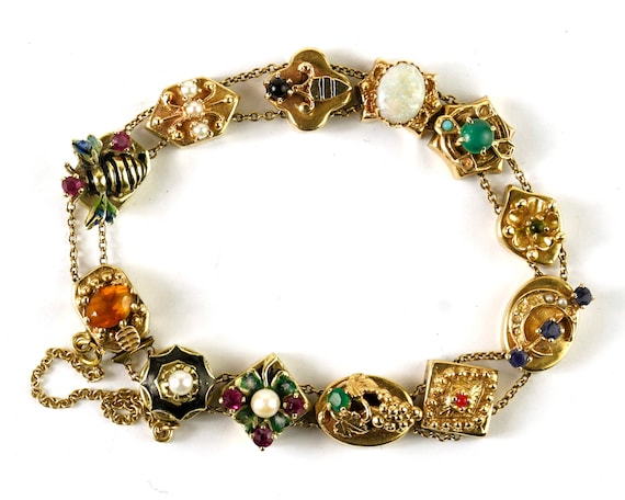 STONE BEAD BRACELET 6 MM W/CHARMS - GRAPE STONE BEAD BRACELET 6 MM W/CHARMS - GRAPE