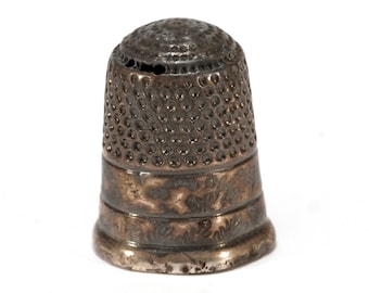 Antique Sterling Silver Size 9 Round top Thimble