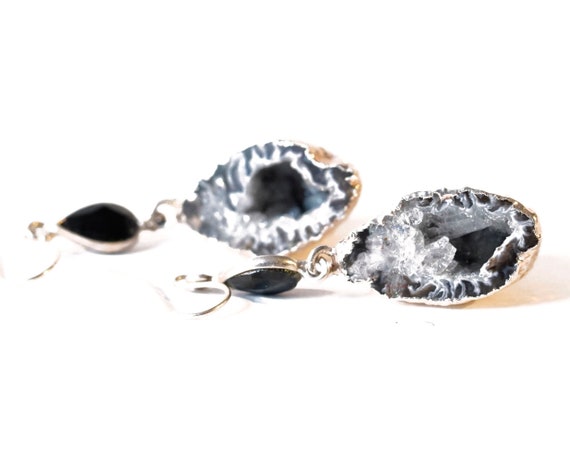 Vintage Sterling Raw Exposed Crystal Geode Halves… - image 1