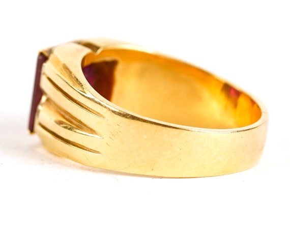 Vintage 18k Solid Yellow Gold Men's Deep RED Squa… - image 4