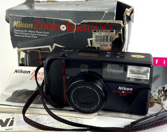 Nikon Zoom Touch 500 AF 35mm Point & Shoot film Camera – W/ Box – Tested Working