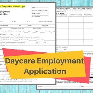 Puede incluir: Un formulario de solicitud de empleo en guarder&iacute;a amarillo y rojo con el texto "Daycare Employment Application" en letras grandes y negritas. El formulario incluye secciones para informaci&oacute;n personal, historial laboral y educaci&oacute;n.