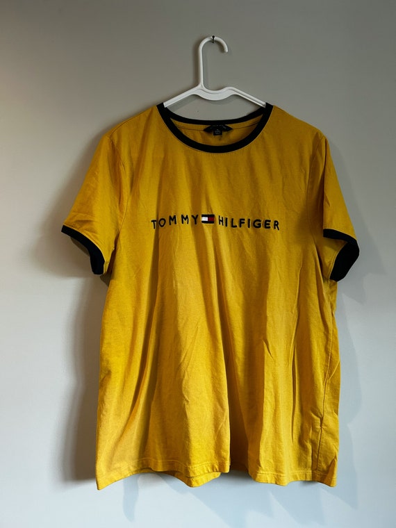 Vintage Tommy Hilfiger tee