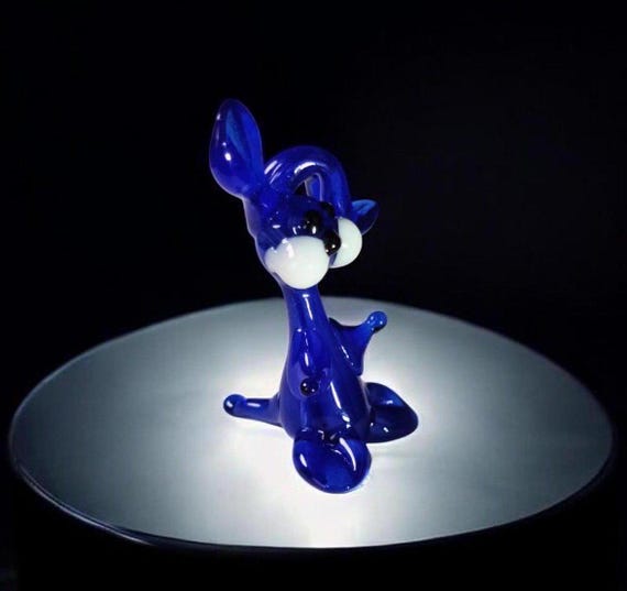 青いウサギの置物、ミニガラスムラーノ品質のランプワークガラスの置物