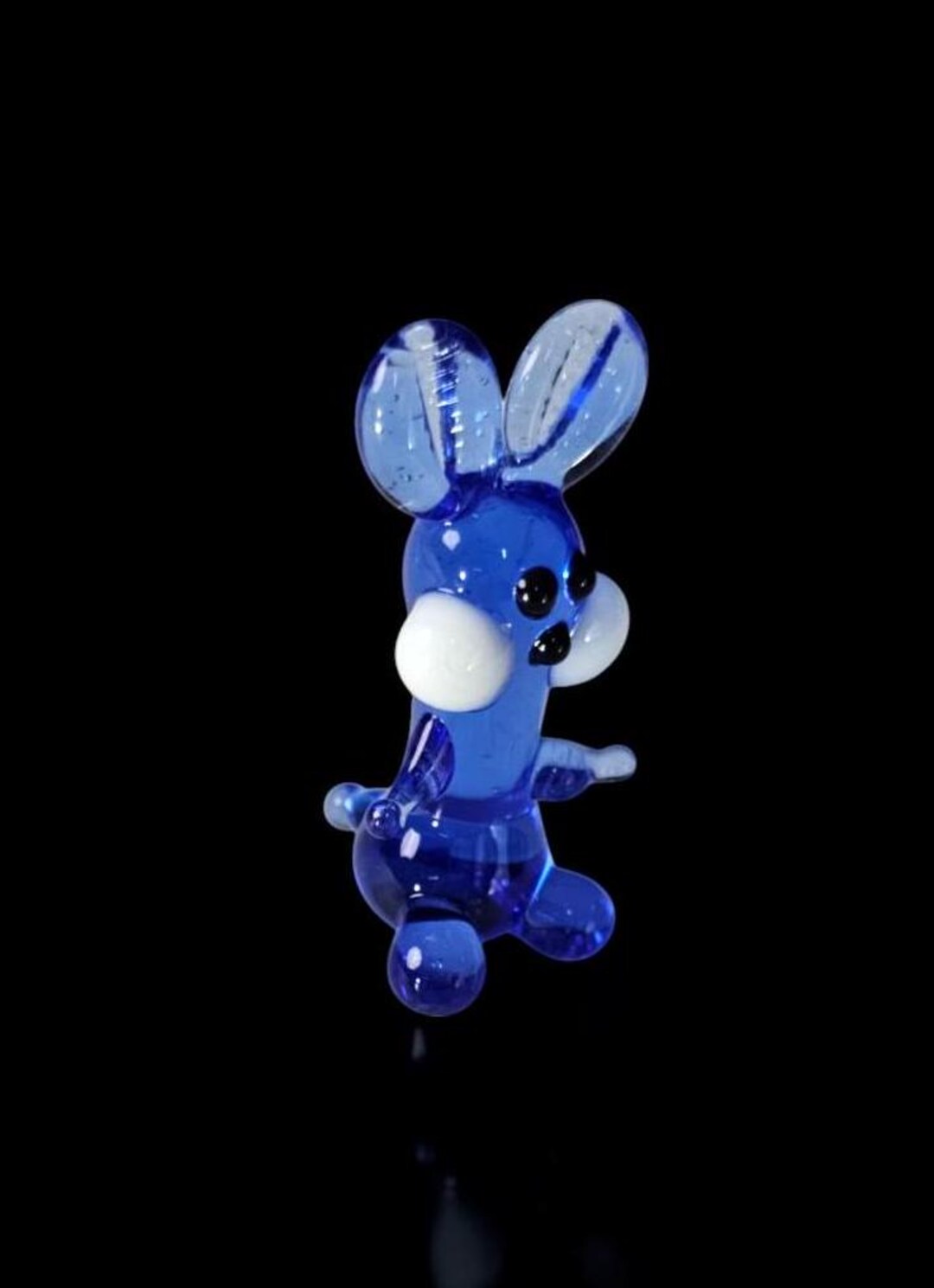 青いウサギの置物、ミニガラスムラーノ品質のランプワークガラスの置物