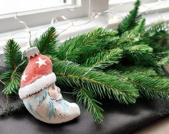 Adorno de Papá Noel con forma de luna - Hecho a mano en Ucrania - Adorno de vidrio soplado - Decorado a mano - Adorno de recuerdo - Papá Noel - Adorno con forma de luna