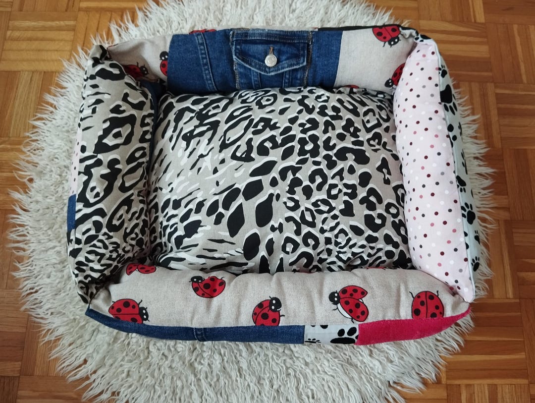 View of New Patchwork Pet Bed Size Small, Furry Pet Bed - Etsy
