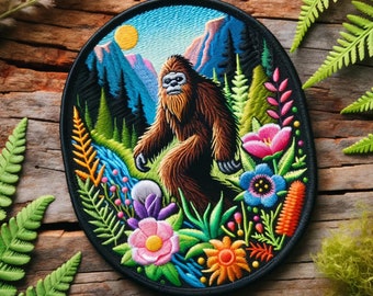 Sasquatch Patch Iron-on/Sew-on Applique for Clothing Jacket Vest Jeans Backpack, Nature Outdoor Cryptid Badge, Bigfoot Myth, Creature Legend