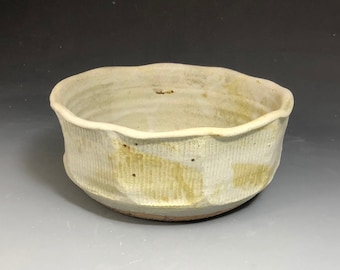 Faceted Bowl with White Matt Glaze and Wavy Rim