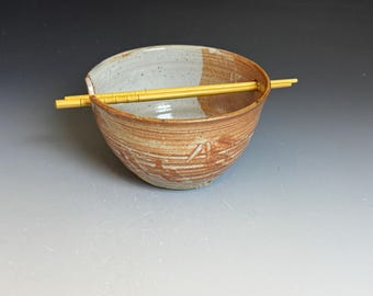 Shino Noodle Bowl with Bamboo Chopsticks