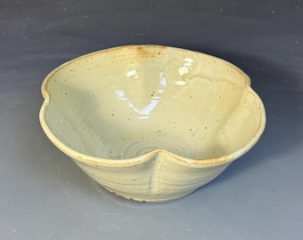 Scalloped-Rim Bowl with Yellow Glaze