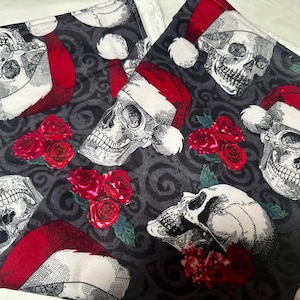 Christmas Skeleton wearing Santa Hat Kitchen Hand Towel|Christmas Gift|Goth Christmas|Skulls|Spooky|Unique Christmas towel|hand towel|cute