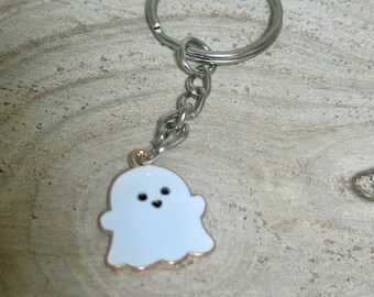 Cute Spooky Ghost Keychain| Kids keychain|halloween decor|purse decor|fall gift |ghost|cute ghost|ghost keychain|unique gift|spooky season