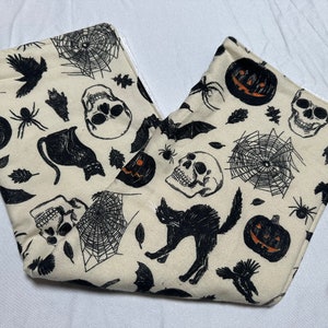 Spooky Halloween Kitchen Hand Towel | Skulls | black cats | spiders | pumpkins | leaves | halloween decor | kitchen towel | bathroom towel