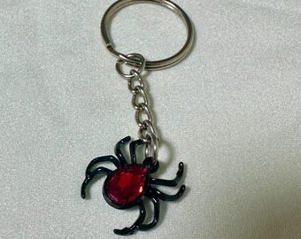 Spooky Halloween Spider Keychain|Spooky season|Halloween keychain|Spider Keychain|Spooky gift|creepy crawly| Stocking stuffer|Unique gift