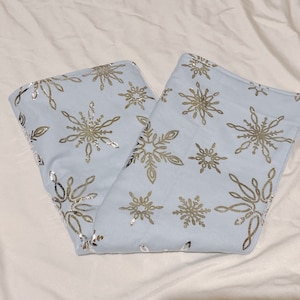 Winter Snowflakes Kitchen Towel | Snow | White Christmas | Christmas towel | let it snow | hand towel | bathroom decor | kitchen towel