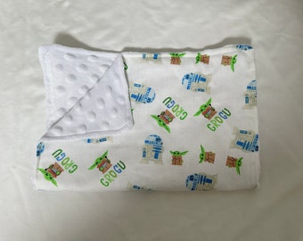 Baby Space Alien Baby Burp cloth made with licensed Star Wars Mandalorian fabric | green alien |alien baby | mom to be | baby shower gift
