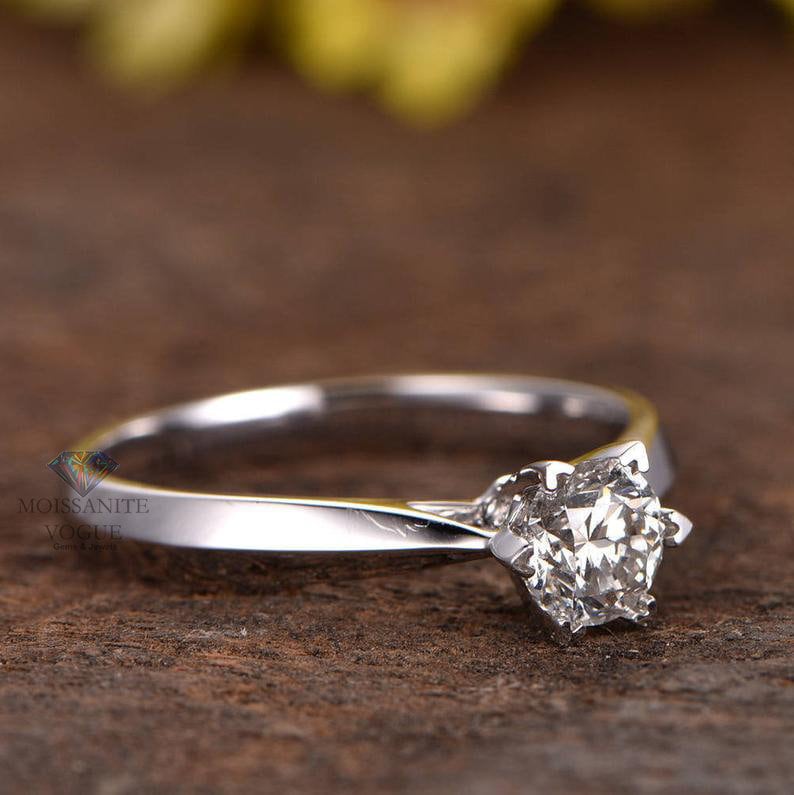 0.80 ct solid gold white moissanite solitaire classic engagement ring Yellow Gold Rose Gold available 18K 14K 10K White Gold