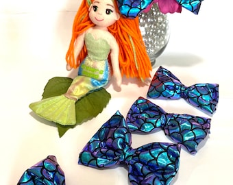 4 inch little Mermaid Hair Bow, Hair Clip with Scales, Metallic Bow with clip, Little Mermaid Bow,