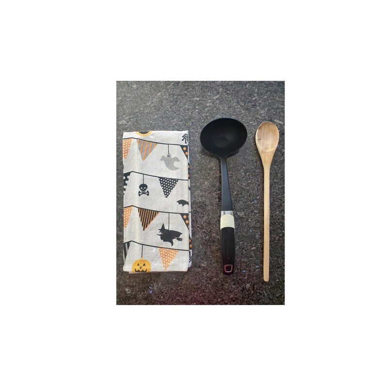 Halloween Printed Kitchen Towels \u2013 Set of 6