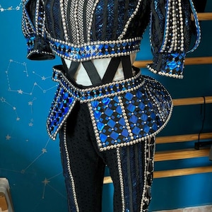 Cosplay de Parr de Six The Musical Queen, costume réalisé sur commande