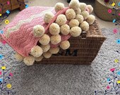Pom Pom ripple blanket