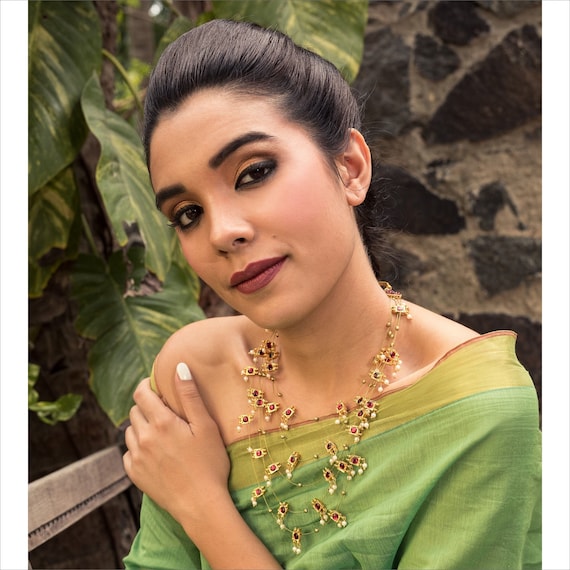 Earrings for shop green saree