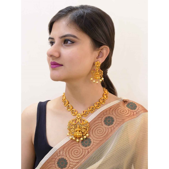 Lakshmi shop pendant set
