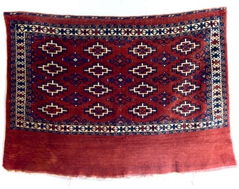 Collectible Central Asian Turkmen Yomoud Tribe Chuval 120x86cm/ 3’ 11.2441” x 2’ 9.8582”