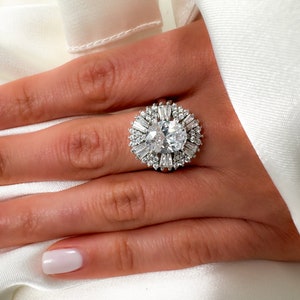 Oval 2CT Simulated Diamond Halo Ring: Art Deco Sterling Silver, Size 7