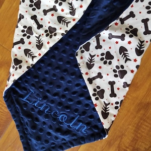 Pet Blanket, Personalized Pet Blanket, Custom bone Puppy Blanket, Embroidered Name pet Blanket, Personalized Dog Blanket, Puppy Blanket 01
