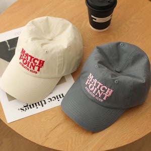 Kundenspezifische gestickte Hut-personalisierte Dad-Kappe Stickerei Logo-Baseball-Hut Ihr eigenes Textmonogramm Bachelorette Small Business Geschenk für sie