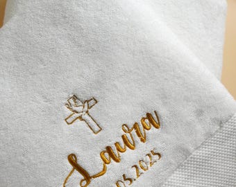 Toalla de bautizo personalizada: Regalo de bautizo bordado a medida 25021604