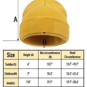 Puede incluir: Gorro de punto amarillo mostaza. La altura del gorro es de 15,2 cm para la talla Infantil, 17,8 cm para la talla Ni&ntilde;os y 19,8 cm para la talla Adulto. La circunferencia del sombrero es de 34,8 cm, 38,9 cm y 45 cm.