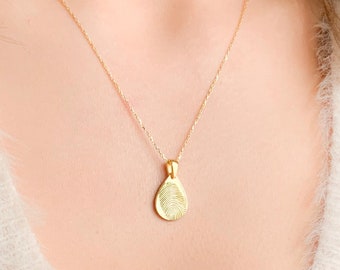 14K Gold Fingerprint Necklace-Personalized Fingerprint Jewelry, Personalized Gifts, Memorial Gift, Pendant Necklace