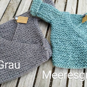 Baby newborn Jäckchen Wickeljacke reine Wolle 100% Merino extrafein handgesponnen & gestrickt,warm und weich, Erstlingsausstattung Meeresgrün