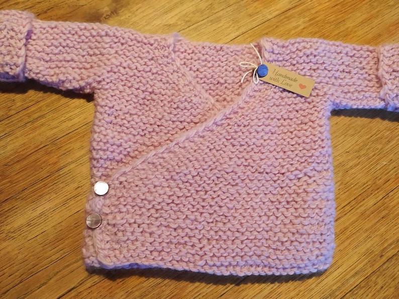 Baby newborn Jäckchen Wickeljacke reine Wolle 100% Merino extrafein handgesponnen & gestrickt,warm und weich, Erstlingsausstattung altrosa