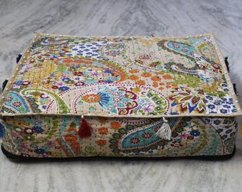Funda de cojín de suelo Kantha hecha a mano: Cojín de algodón beige con estampado paisley sin relleno para sala de estar.
