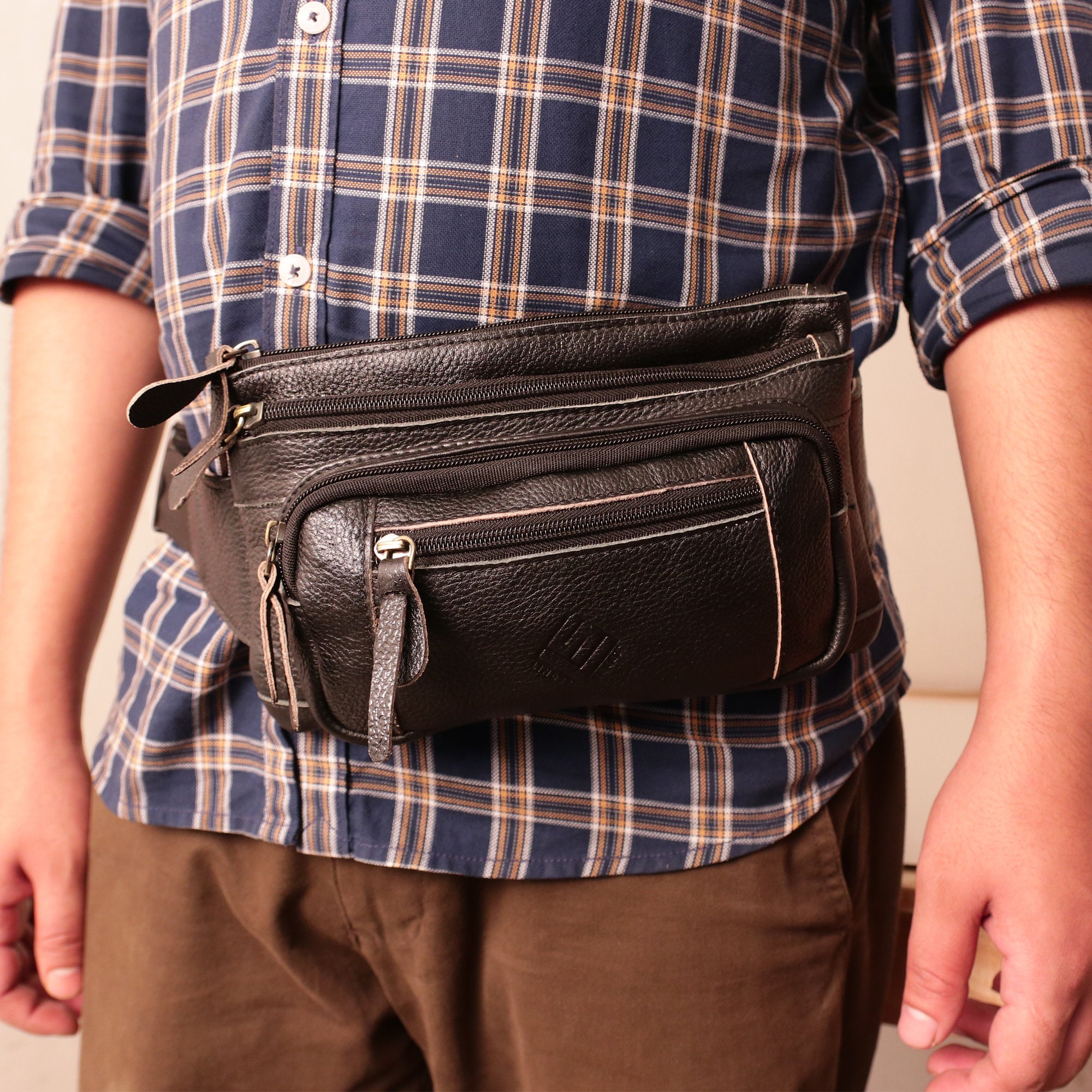 Custom Vegan Leather Designer Mens Hip Belt Pouch Bum Waist Bag