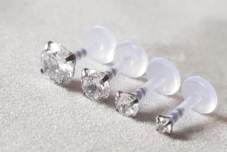 6 Pc 2Mm Clear Cz Push In Stud Lip Labret Monroe Ear Cartilage - Foto 7