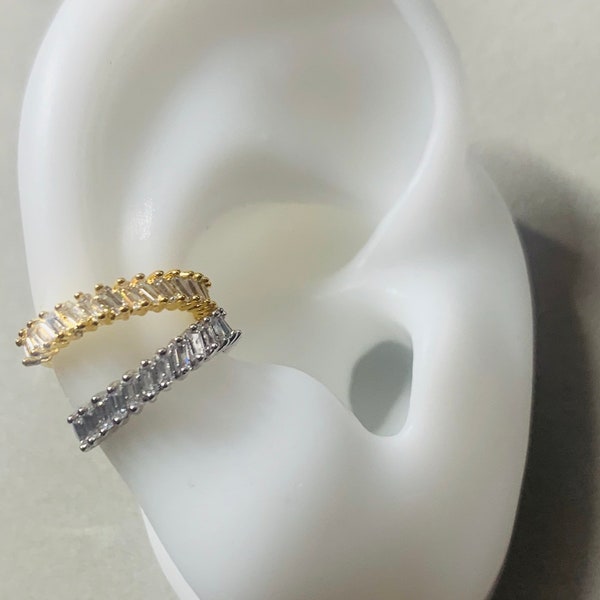 Classy Pave Crystal Cuff in gold & silver, Crystal wrap cuff, Gold ear cuff, Huggie Ear Cuff, Fake Piercing Ear Cuff, No Piercing