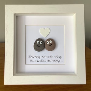 Friends pebble picture, handmade gift for friend, best friend frame, quirky art, wall art, friendship gift, pebble art, friend birthday gift
