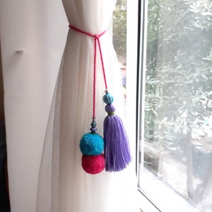 Pom Pom Tassel Charm, Bag Charm, Bag Charm, Purse Charm, Curtain Holder, Curtain Tie Back, Door Knob Decor, Boho Wall Decor Hanging