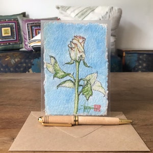 Cartes peintes à la main, la rose, livrées avec enveloppe. Pour fête des mères anniversaire ou saint valentin.