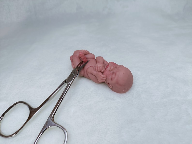 Bébé miniature en silicone image 8